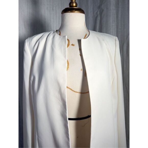 Le Suit Separates Cream Thick Shoulder Blazer- Size 10 - Picture 2 of 6